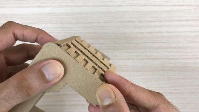 手工纸盒的制作，抽纸盒手工制作方法（教你如何制作迷你拖拉机）