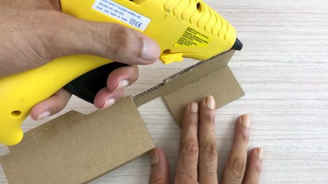 手工纸盒的制作，抽纸盒手工制作方法（教你如何制作迷你拖拉机）