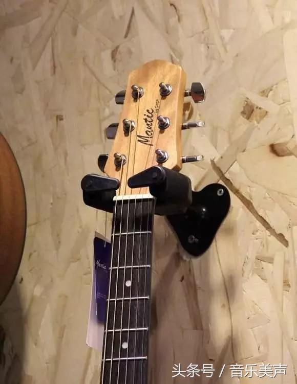 吉他背带安装图解，吉他背带怎么绑（学吉他前必知的几大知识点）