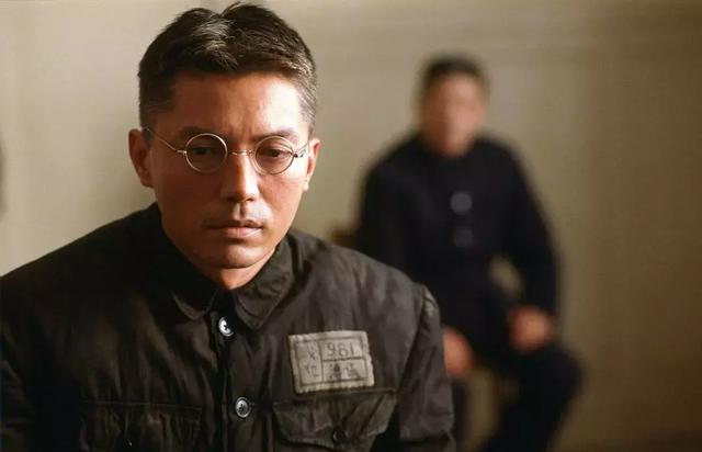 黄昏英文版原唱，黄昏英文版原唱女声（依然没有一部中国电影可以超越它）