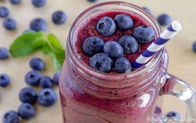 如何制作蓝莓果汁，蓝莓女生的最爱-蓝莓奶昔的独家做法