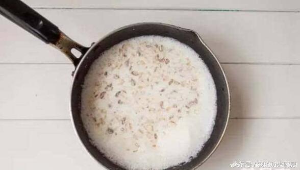 如何制作蓝莓果汁，蓝莓女生的最爱-蓝莓奶昔的独家做法