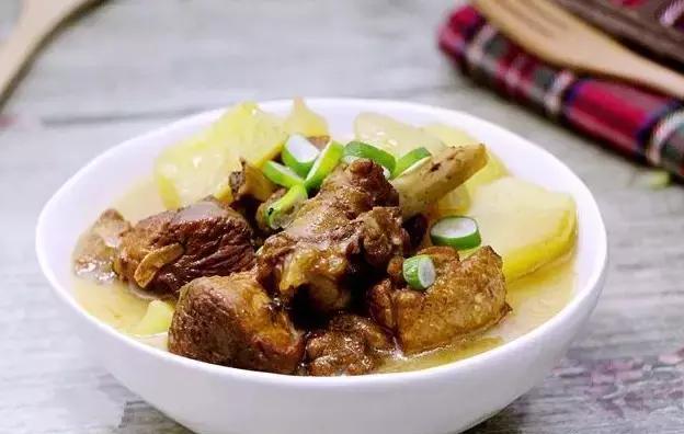 鸭肉炖土豆做法,鸭肉炖土豆做法大全(土豆炖鸭做法) 鸭肉炖土豆做法,鸭肉炖土豆做法大全(土豆炖鸭做法)