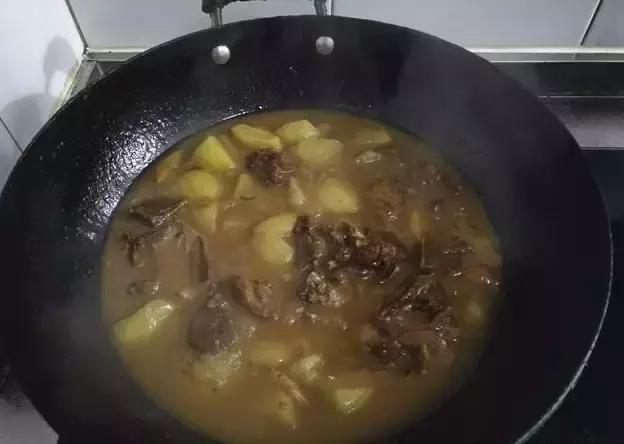 鸭肉炖土豆做法,鸭肉炖土豆做法大全(土豆炖鸭做法) 鸭肉炖土豆做法,鸭肉炖土豆做法大全(土豆炖鸭做法)