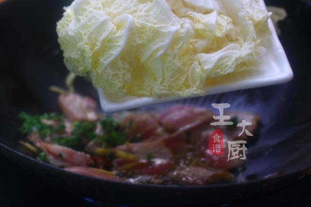 粉丝熬白菜怎么做，粉丝煮白菜怎么做好吃（两天不做孩子就闹着要吃）