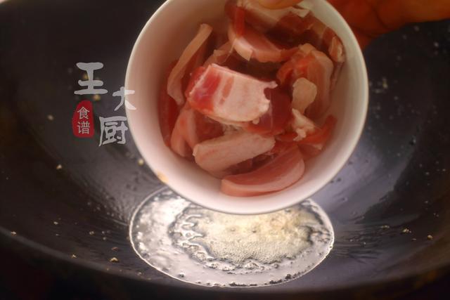 粉丝熬白菜怎么做，粉丝煮白菜怎么做好吃（两天不做孩子就闹着要吃）