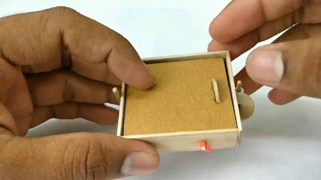 幼儿益智玩具自制，幼儿园自制益智类玩具（3款在家也能制作的玩具）