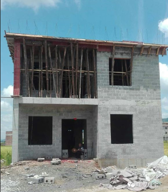 二层半农村自建房图片，二层半农村自建房外观设计（广西农村二层半自建房）