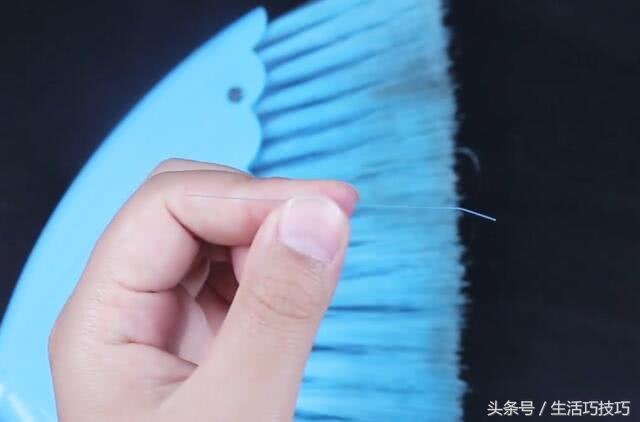 穿线怎么穿才容易穿过去，轻松把线穿进去