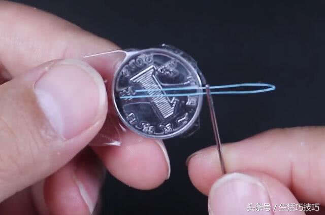 穿线怎么穿才容易穿过去，轻松把线穿进去
