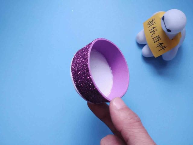 生日礼物怎么做，生日礼物怎么做手工惊喜盒子（打开一个三层的生日蛋糕）