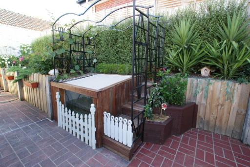 自制庭院小鱼池，手把手教你建室外鱼池