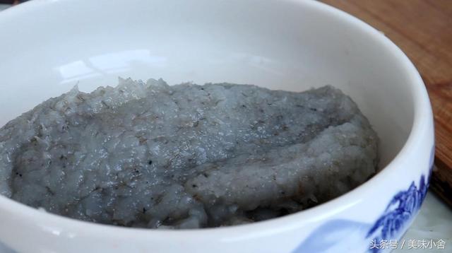 虾滑的美味做法，虾滑怎样做好吃美味（教你在家做虾滑）
