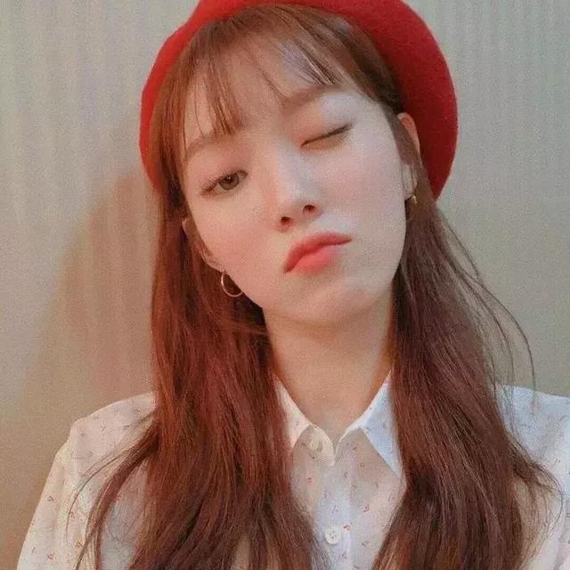 头像女微信，头像女（微信女生头像）