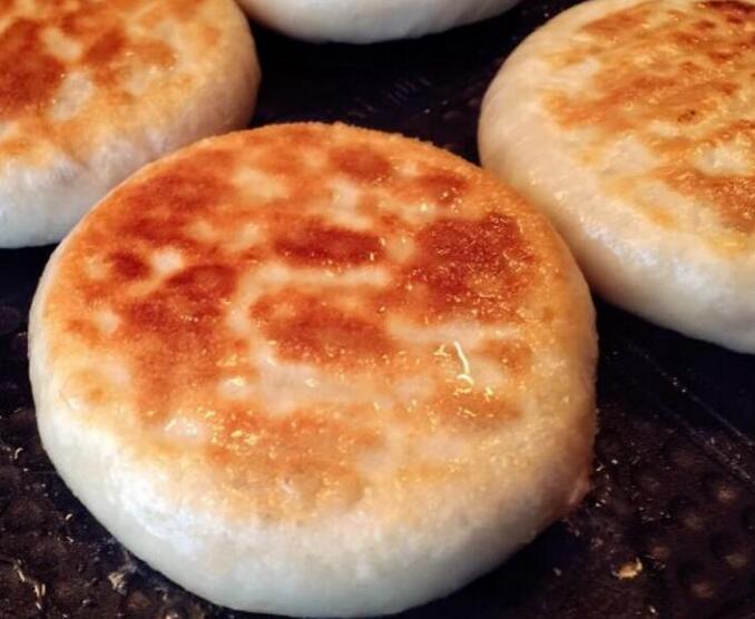 【牛肉餡餅】做法步驟圖 外焦里嫩 咬一口 滿嘴汁 吃5個還不過-起舞食譜網