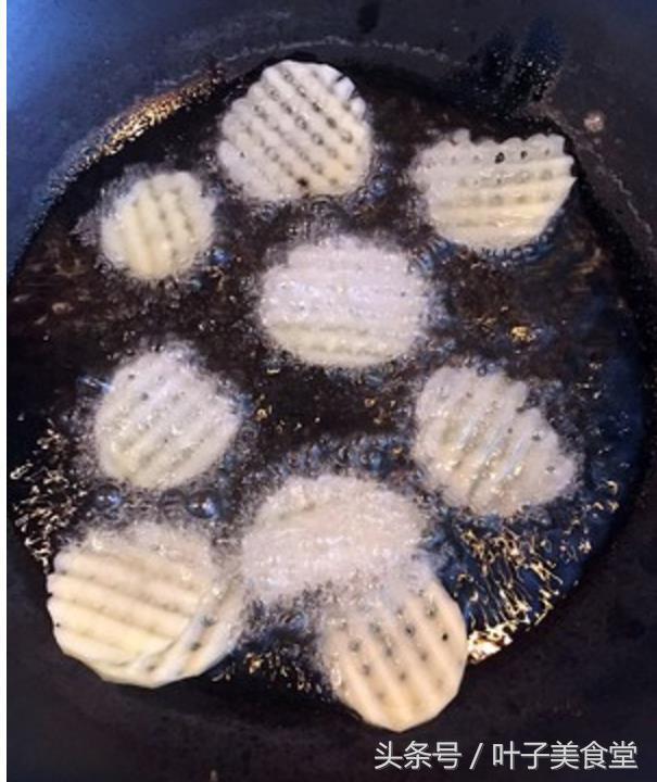 薯格怎么切出来的，薯条是怎么切出来的（在家简单做美式餐厅小食）
