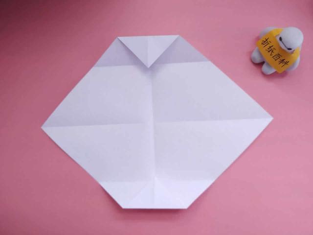 用纸折文具盒的方法，用纸折的文具盒怎么折（手工DIY折纸图解教程）