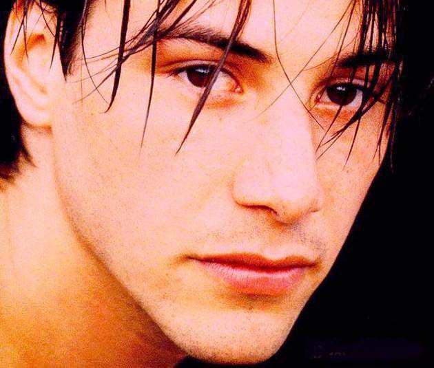 泰坦尼克号主人公，泰坦尼克号剧情概述（《泰坦尼克号》男主角本不是莱昂纳多）