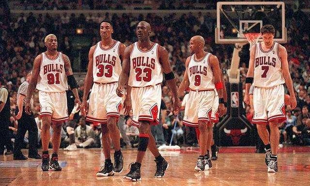 nba常规赛一共多少场，nba常规赛多少场（NBA赛季为什么是82场常规赛）