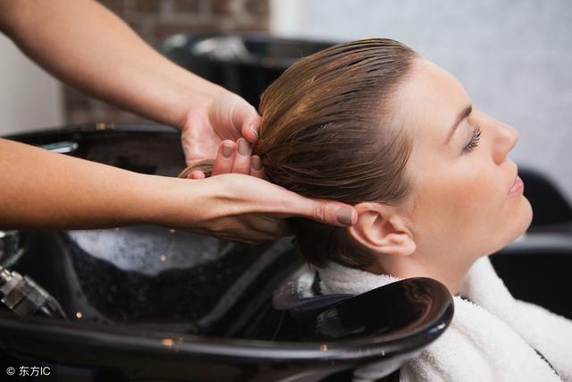 艾叶水的功效与作用，喝艾叶水的功效与作用（很多人却当垃圾扔了）