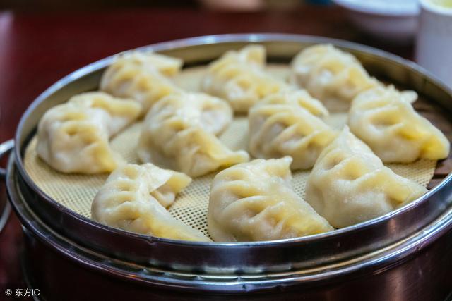 牛肉水饺馅儿搭配什么样的蔬菜，牛肉饺子馅配什么蔬菜（烹调方式决定营养）