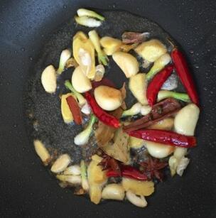 图片[4]-【红烧猪蹄】做法步骤图  软烂入味 肥而不腻-起舞食谱网