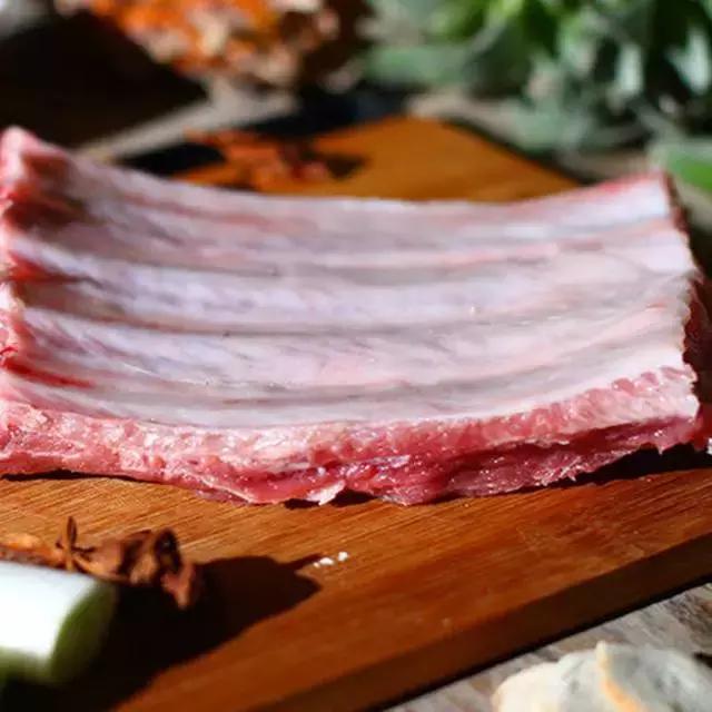 菠萝排骨家常做法广东，港式菠萝排骨的做法