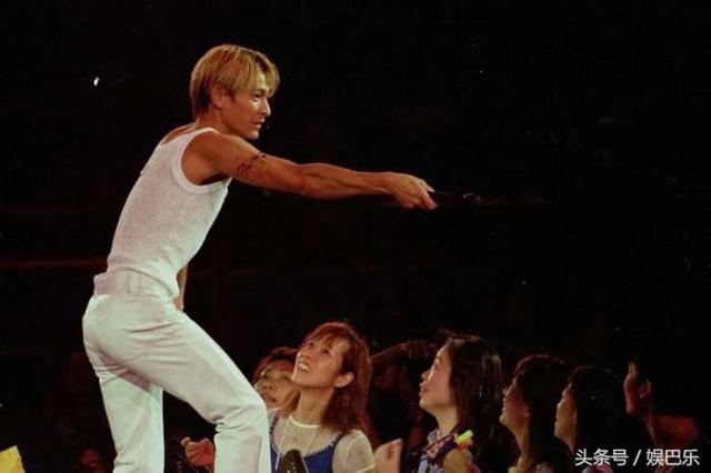 刘德华 - 宁愿我伤心歌词是什么，刘德华关之琳合作的电影作品（全部听过的都是骨灰级“华迷”）