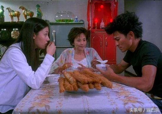 刘德华 - 宁愿我伤心歌词是什么，刘德华关之琳合作的电影作品（全部听过的都是骨灰级“华迷”）