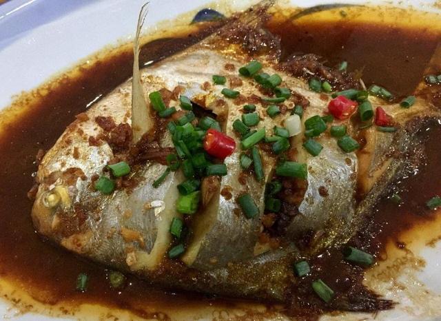 椒盐龙头鱼的做法窍门，椒盐龙头鱼的做法窍门图片（老师傅教你怎么做一道完美的椒盐龙头鱼）