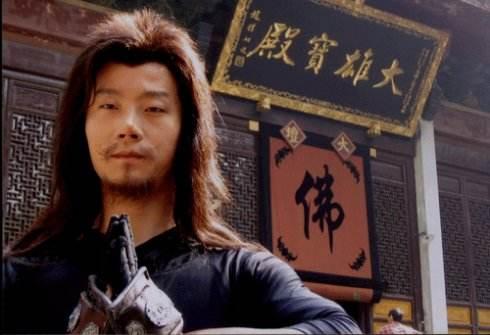 惊蛰演员表，麻雀2之惊蛰演员表（杨烁演绎谍战剧《惊蛰》他的出演让紧张的谍战剧变得轻松愉悦）