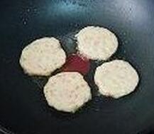 图片[8]-【土豆饼】做法步骤图 只要搅一搅 酥香可口 小孩抢着吃-起舞食谱网