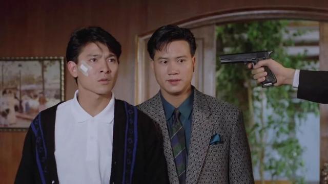 龙在边缘txt下载，夜独醉流氓老师在线阅读（出现在1999年这部江湖片《龙在边缘》）