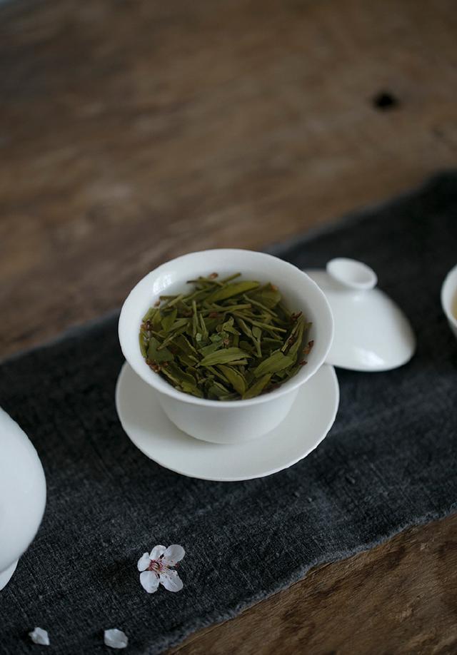 禅语静心的句子，六字静心禅语（净化心灵的句子）