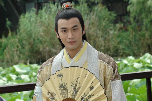 陆小凤传奇十部免费观看，《陆小凤传奇》十部观看顺序是什么（张智霖把陆小凤这个角色演“死”了）