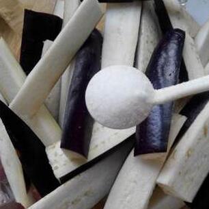 图片[2]-【红烧肉末茄子】做法步骤图  家人超爱吃 比大厨做的还好吃-起舞食谱网