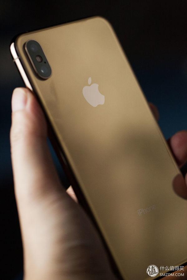 苹果xrmax，苹果xr和苹果xs max该怎么选（Max详细评测附带充电器推荐）
