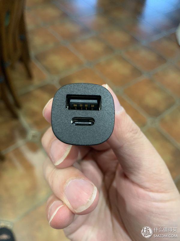 苹果xrmax，苹果xr和苹果xs max该怎么选（Max详细评测附带充电器推荐）