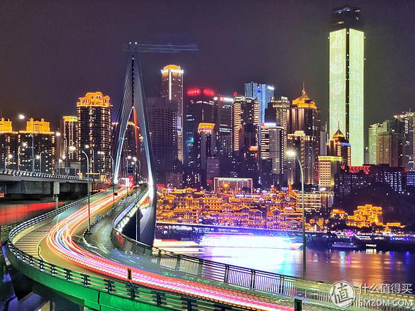 苹果xrmax，苹果xr和苹果xs max该怎么选（Max详细评测附带充电器推荐）