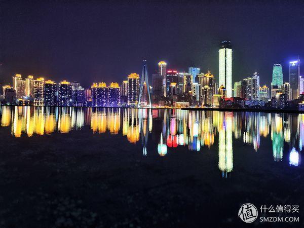 苹果xrmax，苹果xr和苹果xs max该怎么选（Max详细评测附带充电器推荐）