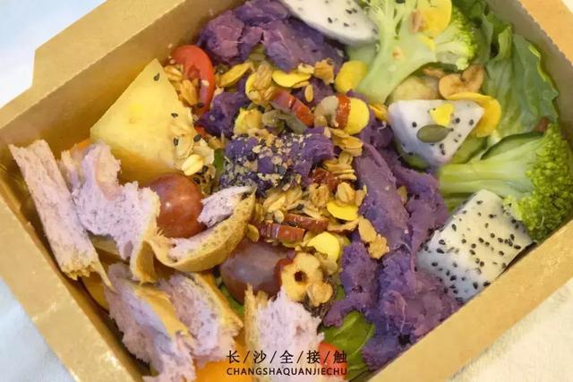 湖南财经经济学院，谁帮我解释一下“湖南大学”，“湖南财政经济学院”，“湖南财经学院（你好，湖南财政经济学院！）