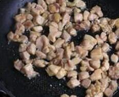 图片[9]-【宫保鸡丁】做法步骤图 香滑细嫩 家里来客显身手！-起舞食谱网