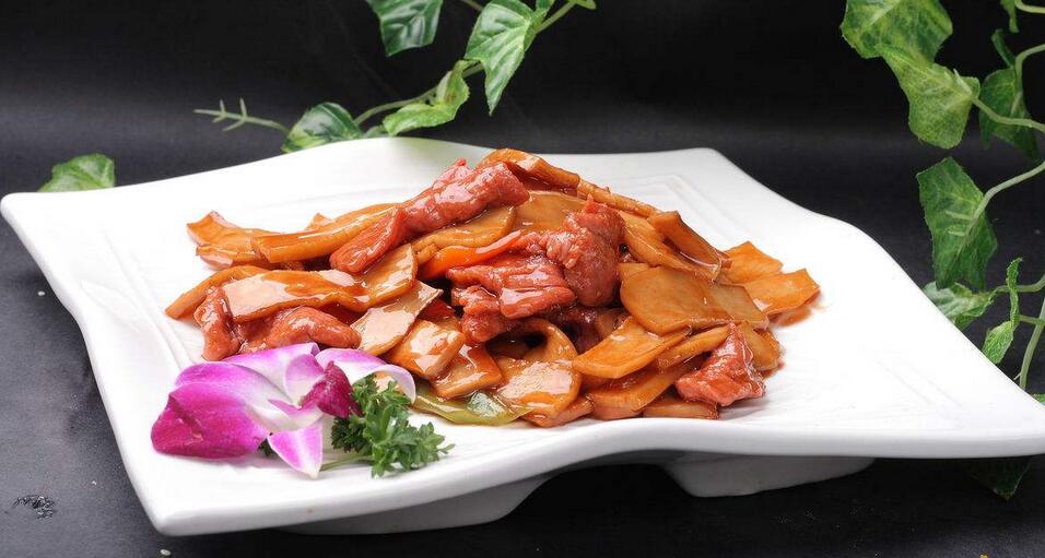 圖片[5]-【杏鮑菇炒肉】做法步驟圖 簡單炒一炒 鮮香脆嫩-起舞食譜網(wǎng)