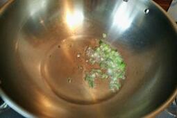 圖片[5]-【苦瓜炒雞蛋】做法步驟圖 清香爽脆 小孩子都超喜歡吃-起舞食譜網(wǎng)