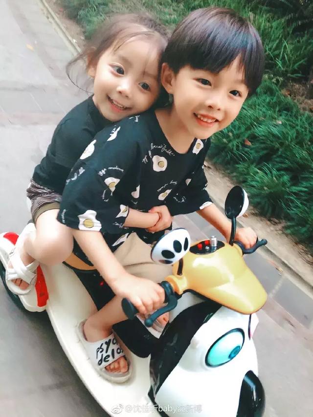 可爱的沈佳昕♡，微信头像，可爱的沈佳昕♡（秀恩爱算什么，有本事秀哥哥啊）