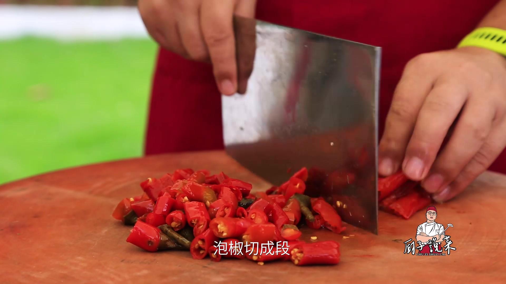 黄骨鱼的做法，黄姑鱼的做法怎么做好吃（重庆厨子教你做软烧黄骨鱼）
