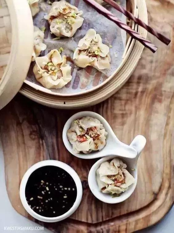 白醋和陈醋的区别，陈醋和白醋区别（陈醋、米醋、白醋差别这么大）