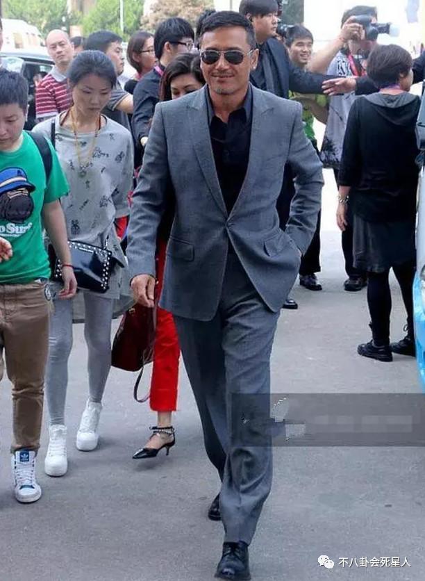 郑少秋和周润发谁的身高高一点，60岁周润发身材逆天