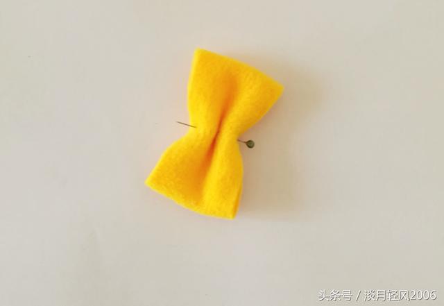 自制蝴蝶结发夹，蝴蝶结发夹diy教程（自己动手做蝴蝶结发饰）