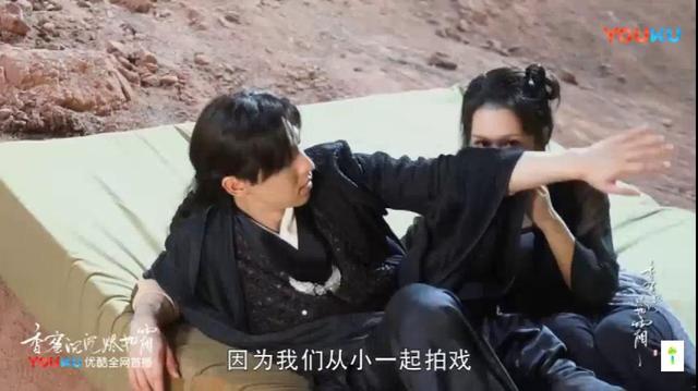 邓伦杨紫，剧里一个傲娇一个呆萌，片场就是两个爱打爱闹的小屁孩